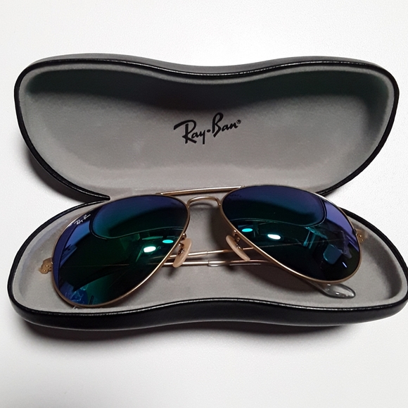 Meet your Posher, Kyle - Picture 7 of 11